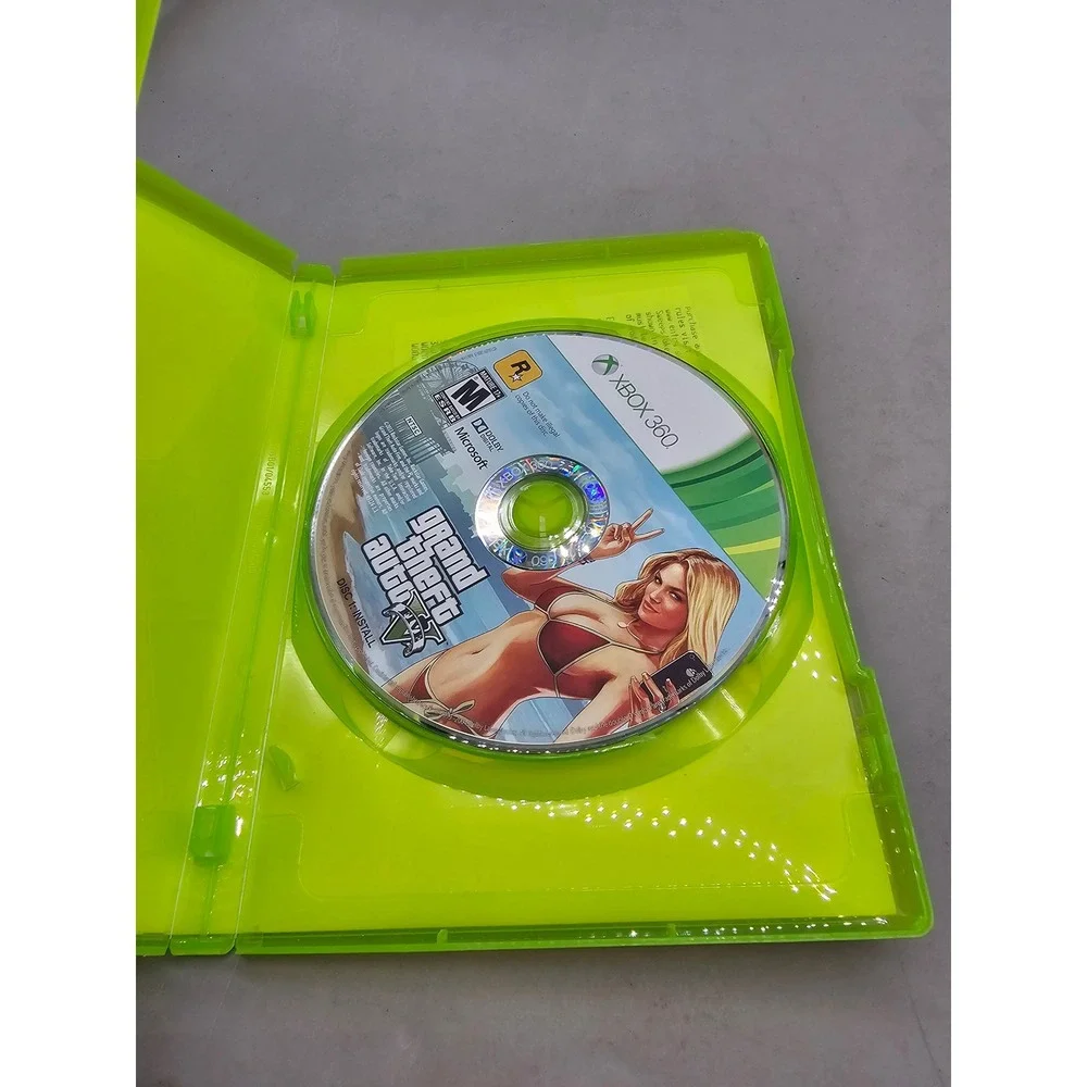 Grand Theft Auto V 5 Xbox 360 Rockstar‎ Games 2-Disc Set Los Santos NTSC